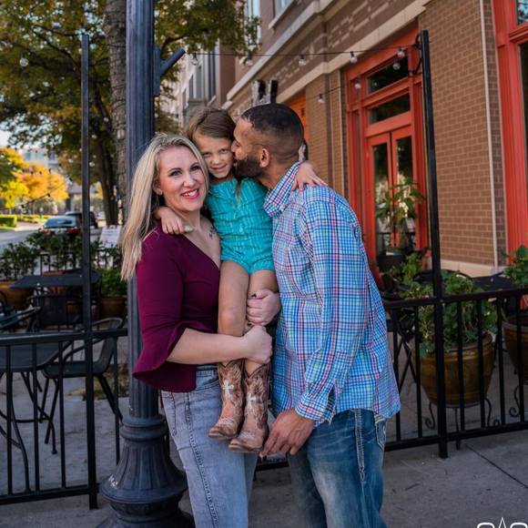 Meet your Posher, Ariel - Picture 1 of 1